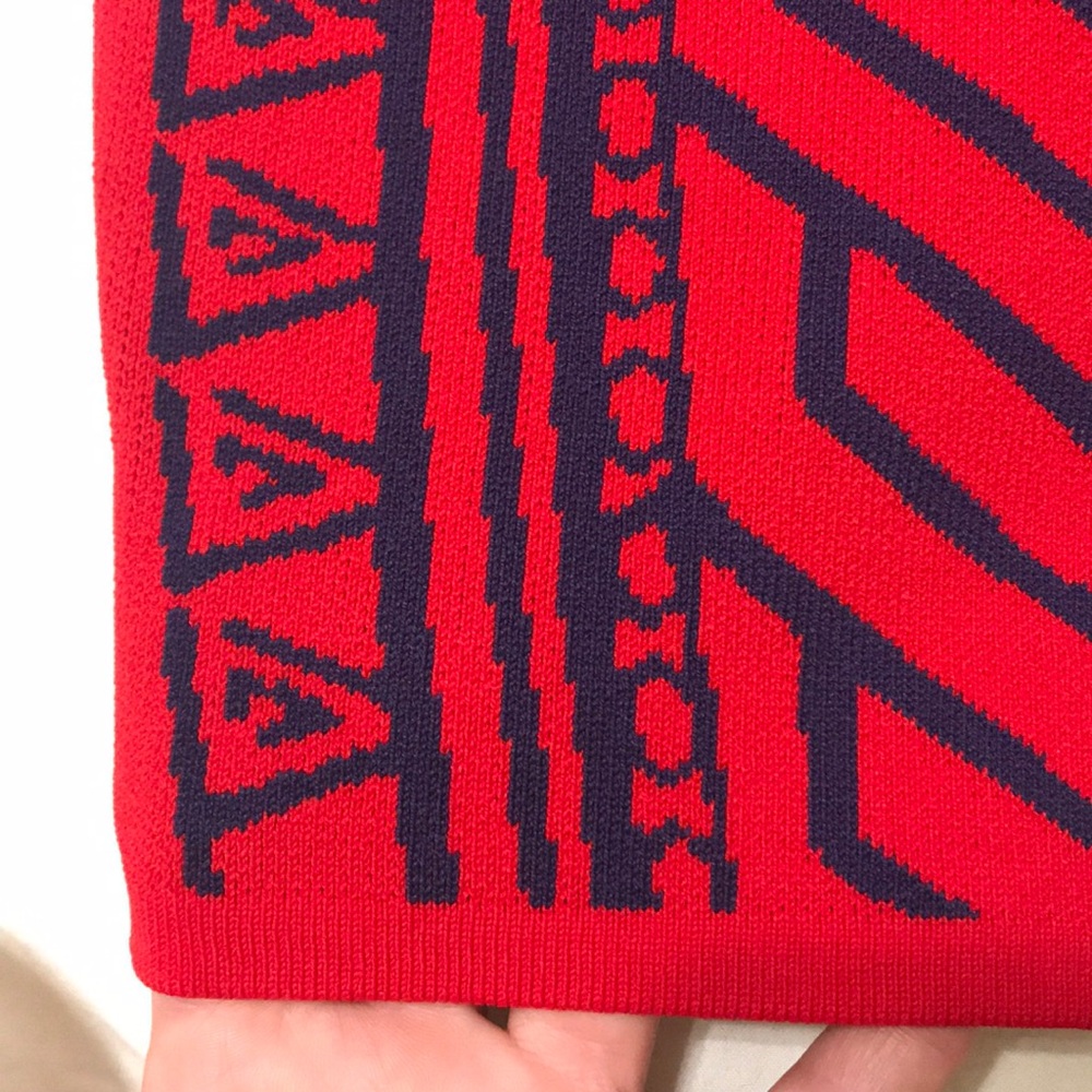 Geometric Print Mini-Dress - Picture 2 of 2